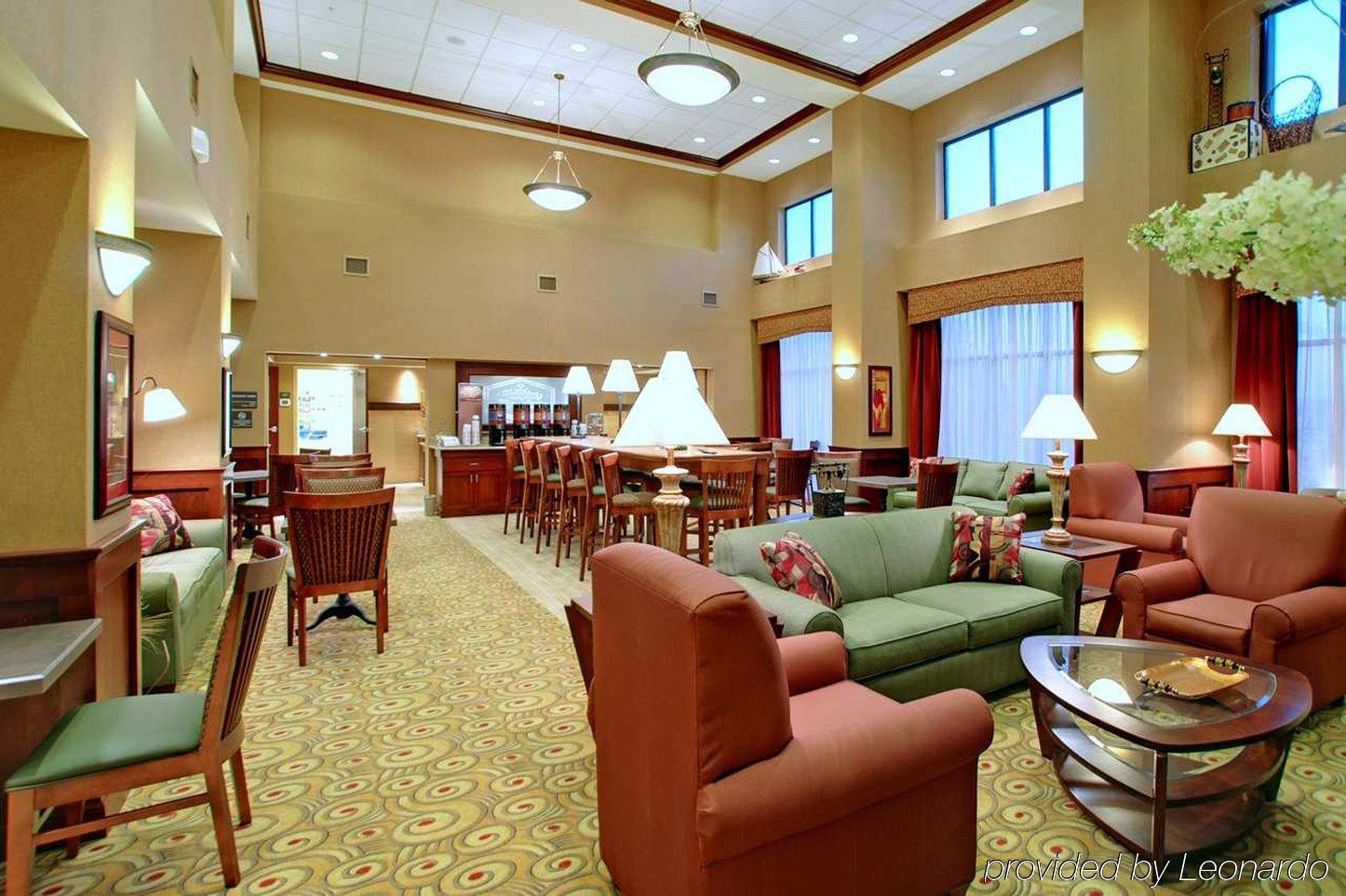 Hotel Hampton & Greensburg